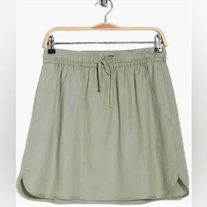Madewell Curved Hem Green Linen Blend Mini Skirt size Small, Forgotten Landscape